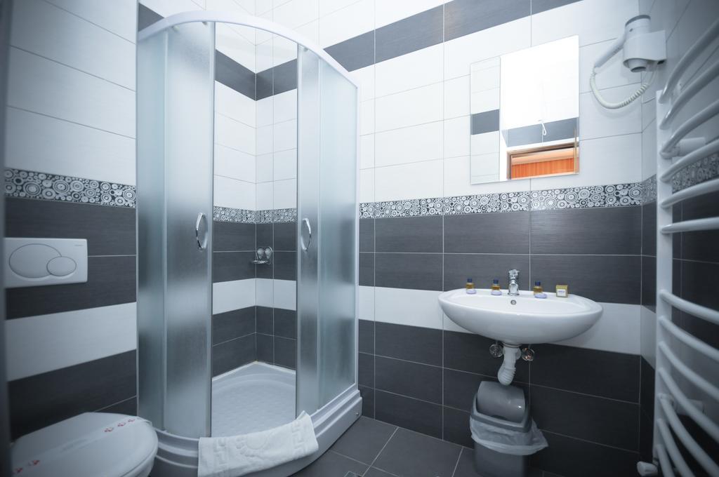 Guesthouse Maslina Будва Екстер'єр фото