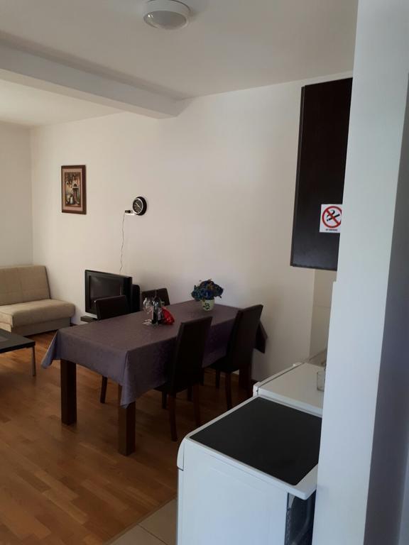 Guesthouse Maslina Будва Екстер'єр фото